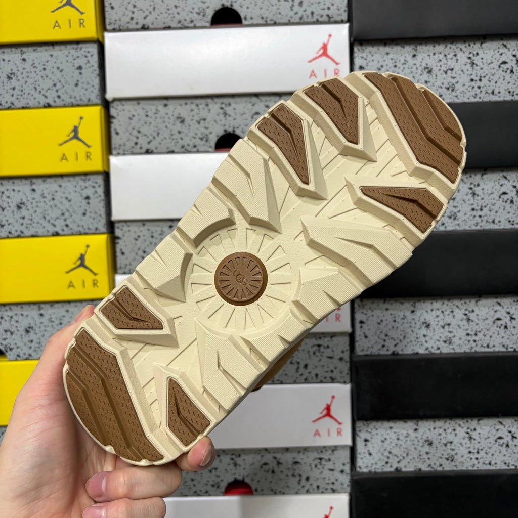 UGG Lace-Up Hiker Chukka Boot – Suede Boot with Knit Collar, Lug Sole & UGG Logo Heel in Tan