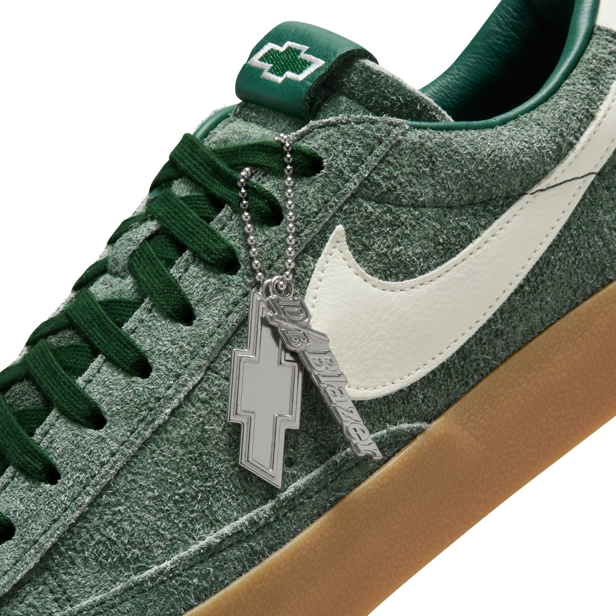 Nike Blazer Low x Book "Chevy" - HV2197-300